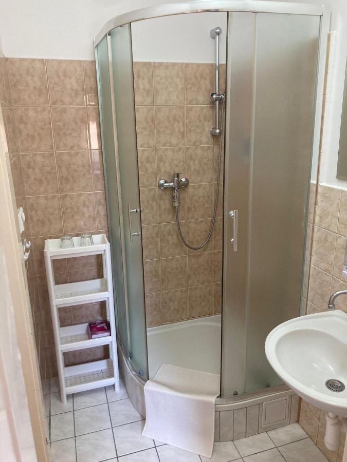 Apartmany U Kubiku Hradec Králové المظهر الخارجي الصورة