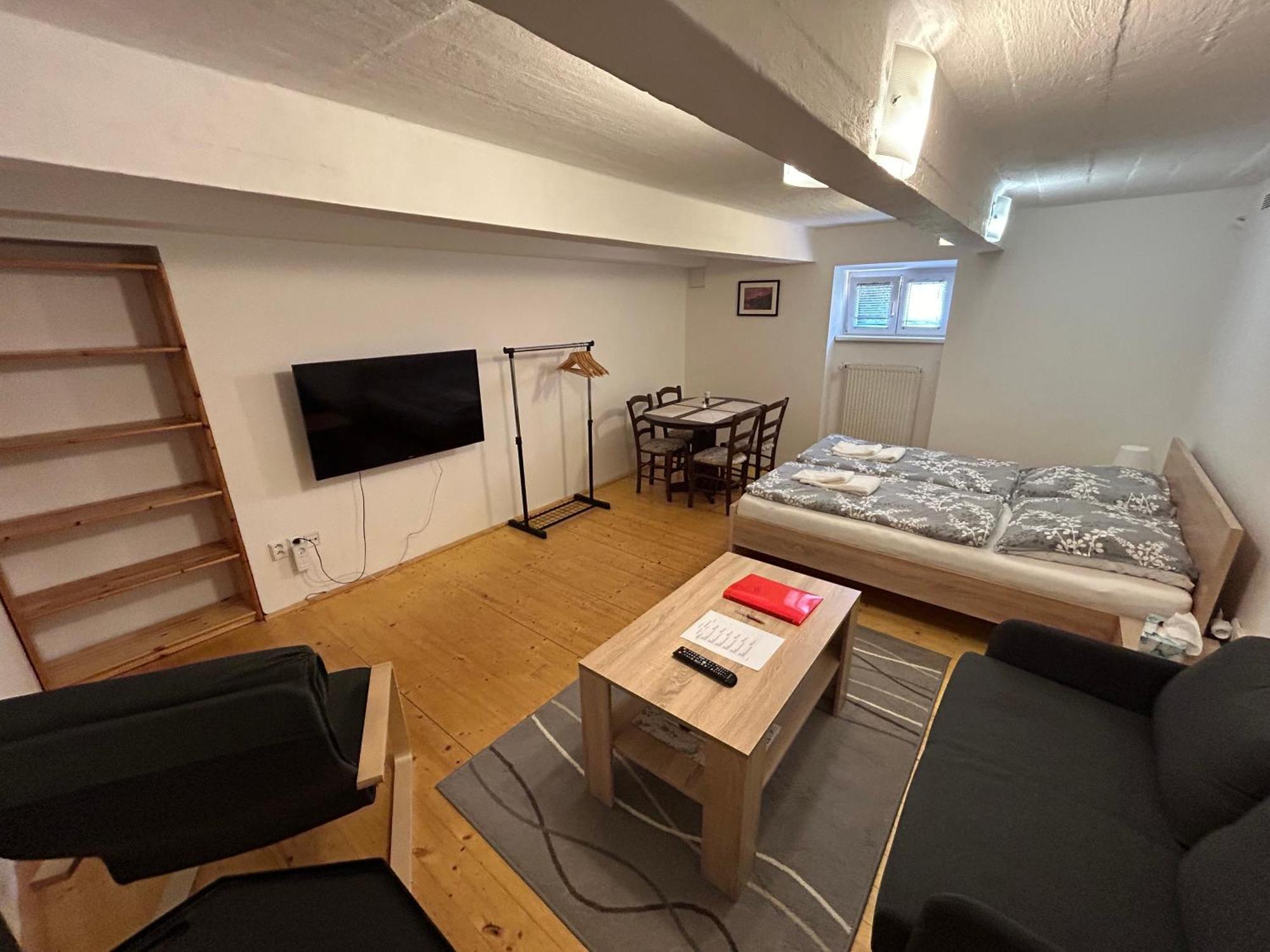 Apartmany U Kubiku Hradec Králové المظهر الخارجي الصورة