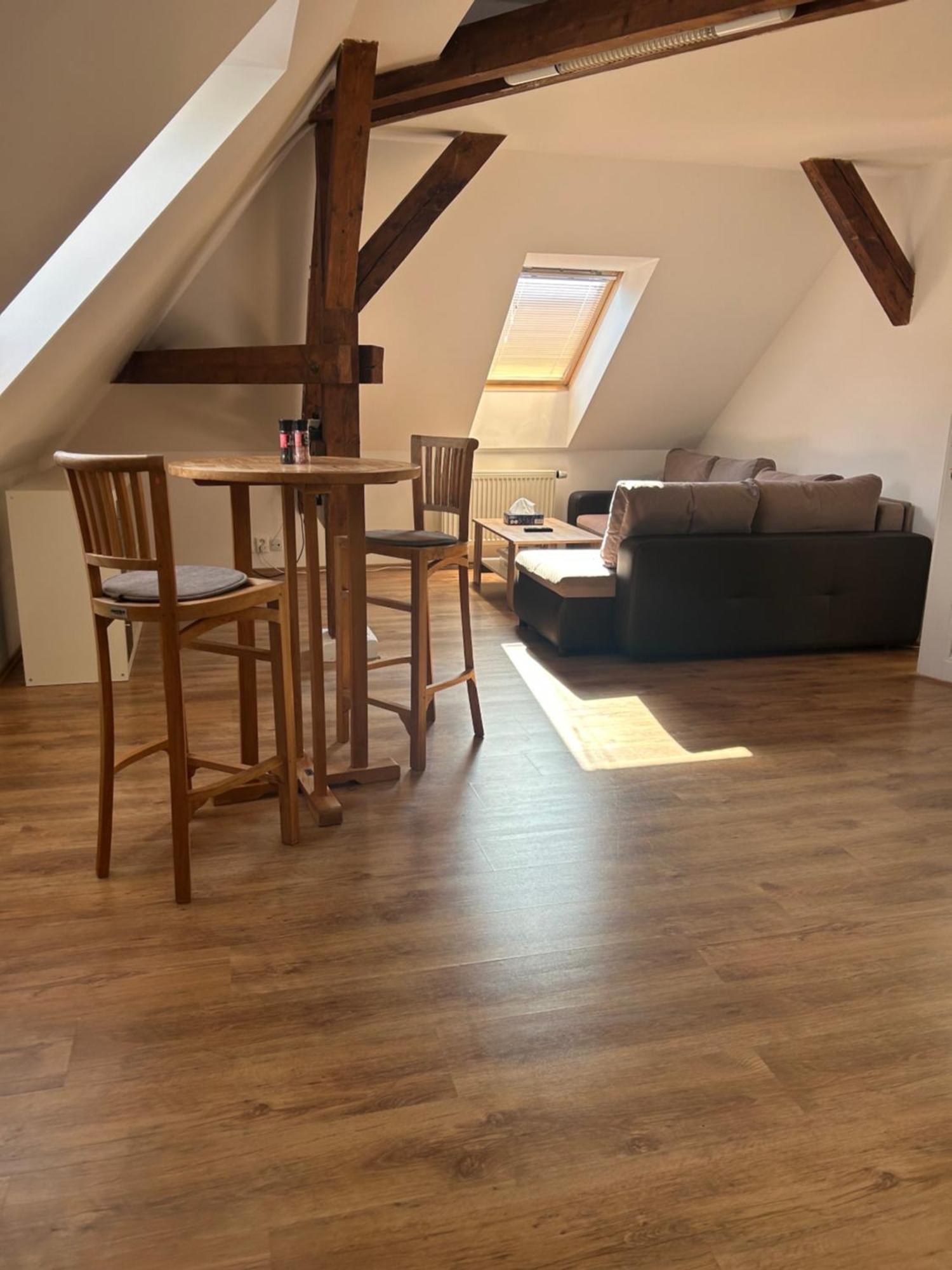 Apartmany U Kubiku Hradec Králové المظهر الخارجي الصورة